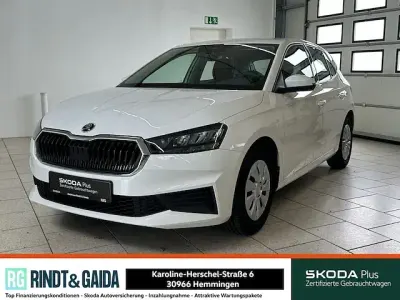 Gebraucht Skoda Fabia Active 65 PS (47 kW) 2022 Weiß Kleinwagen