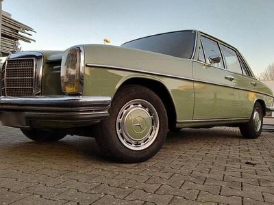 Gebraucht Mercedes /8 185 PS (136 kW) 1973 Grün Limousine