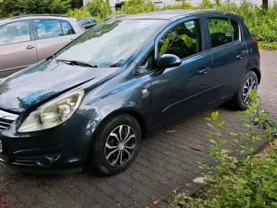 Gebraucht Opel Corsa 90 PS (66 kW) 2007 Blau Kleinwagen