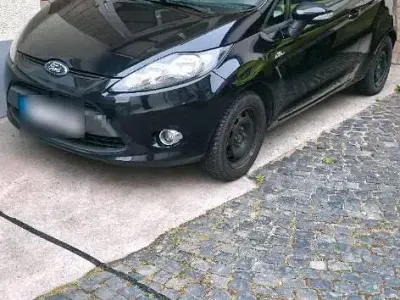 Gebraucht Ford Fiesta Trend 82 PS (60 kW) 2011 Schwarz Limousine