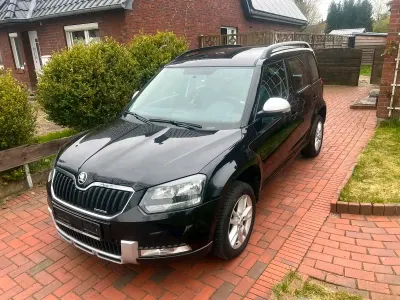 Usata Skoda Yeti 105 CV (77 kW) 2015 Nero SUV