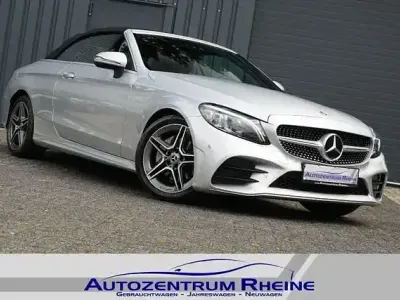 Gebraucht Mercedes C220 AMG 194 PS (142 kW) 2019 Iridiumsilber Cabrio