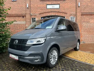 Gebraucht VW Multivan Generation Six 150 PS (110 kW) 2021 Pure grey Van / Kleinbus