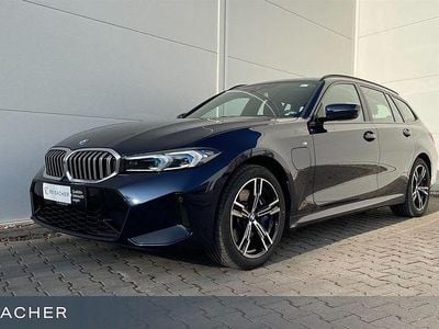 Blau Gebraucht 2025 BMW 330e M Sport Limousine | 47.879 € (Superpreis)