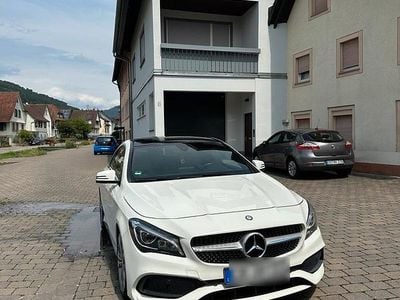 Mercedes CLA250