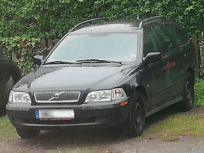 gebraucht Volvo V40 Kombi 1.8l Klima,Tüv 07-2024.