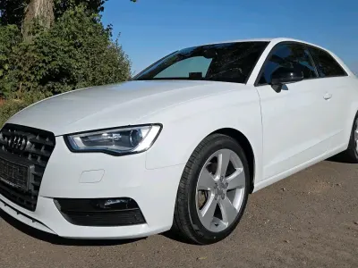 Gebraucht Audi A3 Ambition 150 PS (110 kW) 2015 Weiß Kleinwagen