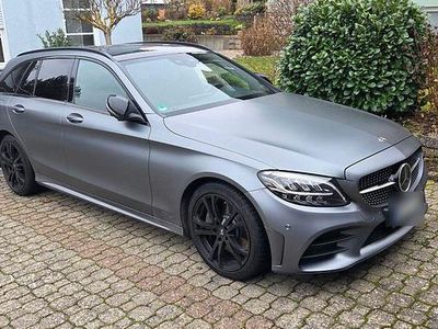 Usata Mercedes C300 245 CV (180 kW) 2019 Grigio Station wagon
