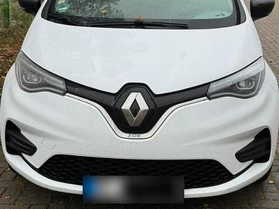 Second-hand Renault Zoe Life 73 kW (100 CP) 2020 Alb Hatchback