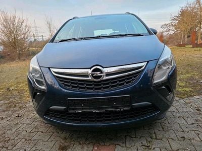 Blau Gebraucht 2013 Opel Zafira Tourer Van / Kleinbus | 5.200 € (Superpreis)