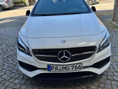 Mercedes CLA220
