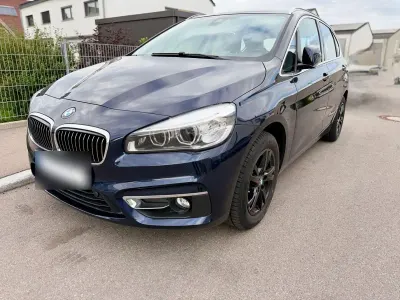Gebraucht BMW 218 Active Tourer Luxury Line 136 PS (100 kW) 2016 Blau Van / Kleinbus