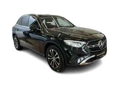 Lack obsidianschwarz Gebraucht 2024 Mercedes GLC220 Avantgarde SUV | 51.309 € (Fairer Preis)