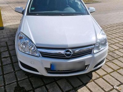 Gebraucht Opel Astra 90 PS (66 kW) 2008 Weiß Kombi