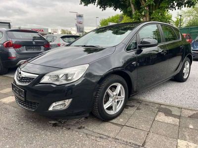 gebraucht Opel Astra Lim. 5-trg. Edition*KLIMA*TEMPOMAT*PDC
