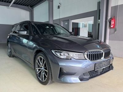 BMW 330e