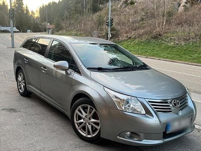 Gebraucht Toyota Avensis 150 PS (110 kW) 2011 Andere farben Kombi