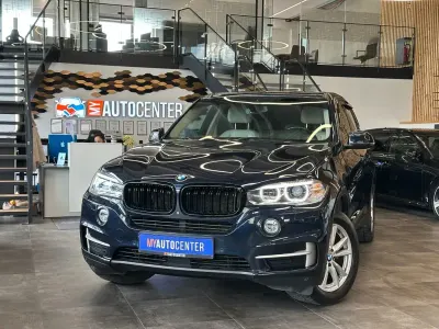 Używany BMW X5 Sport Line 313 KM (230 kW) 2014 Niebieski SUV