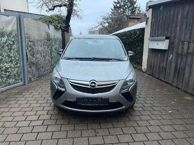 Opel Zafira Tourer
