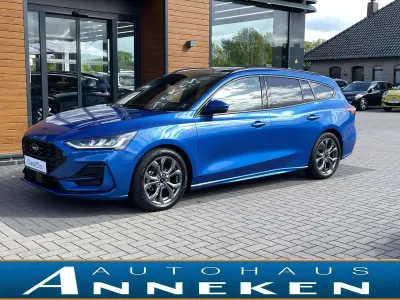 Gebraucht Ford Focus ST-Line X 116 PS (85 kW) 2024 Dynamicblau metallic Kombi
