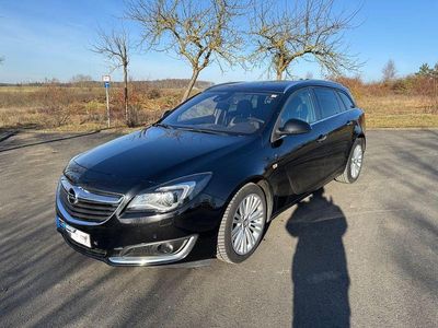 Schwarz Gebraucht 2017 Opel Insignia Innovation Kombi | 10.900 € (Fairer Preis)