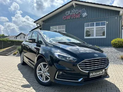 Gebraucht Ford S-MAX Titanium 150 PS (110 kW) 2020 Schwarz Van / Kleinbus