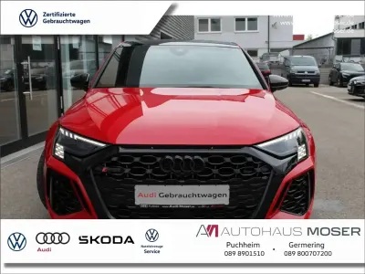 Gebraucht Audi RS3 Sportback Ambiente 400 PS (294 kW) 2022 Tangorot metallic Kleinwagen