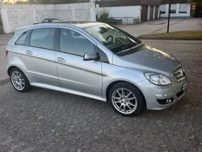 Gebraucht Mercedes B170 116 PS (85 kW) 2008 Silber Van / Kleinbus