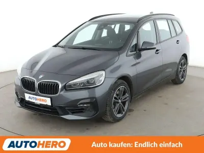 Gebraucht BMW 220 Gran Tourer Sport Line 192 PS (141 kW) 2020 Grau Van / Kleinbus