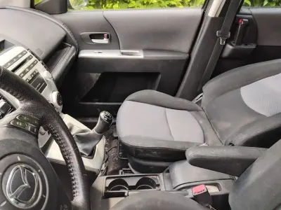 Gebraucht Mazda 5 140 PS (102 kW) 2009 Schwarz Van / Kleinbus