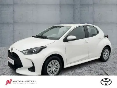 Neu Toyota Yaris Hybrid Comfort 116 PS (85 kW) 2026 Schneeweiß Kleinwagen
