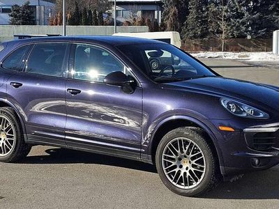 Gebraucht Porsche Cayenne Platinum Edition 299 PS (219 kW) 2017 Violett SUV