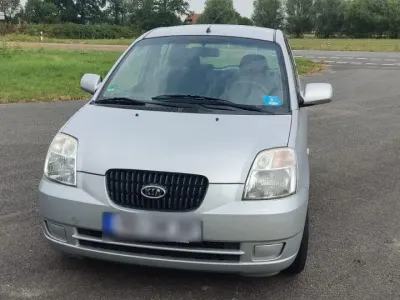 Gebraucht Kia Picanto 65 PS (47 kW) 2007 Silber Kleinwagen