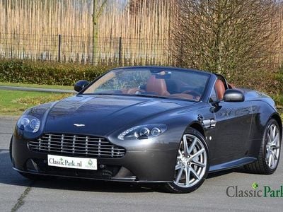 Gebraucht Aston Martin V8 Vantage 436 PS (320 kW) 2013 Grau Cabrio