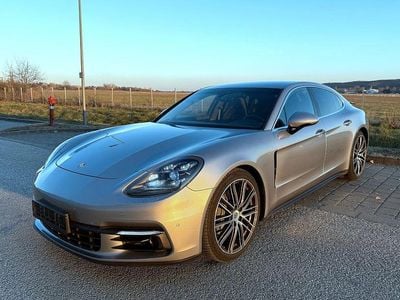 Porsche Panamera 4S