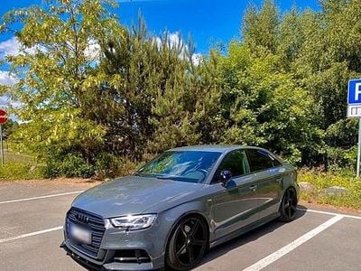 Używany Audi A3 S-Line 190 KM (139 kW) 2019 Szary Sedan/Limuzyna