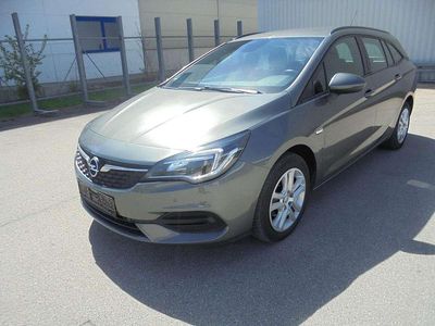 Używany Opel Astra Edition 122 KM (89 kW) 2020 Szary Kombi