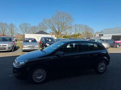 Usata Opel Astra Basis 90 CV (66 kW) 2009 Nero Berlina