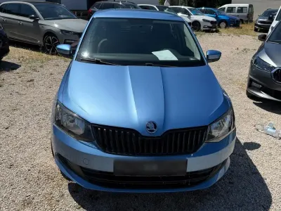 Gebraucht Skoda Fabia 60 PS (44 kW) 2016 Blau Kleinwagen