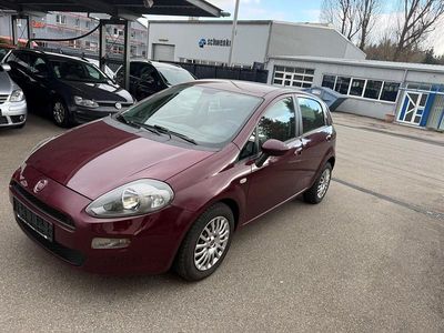 Gebraucht Fiat Grande Punto 77 PS (56 kW) 2012 Rot Kleinwagen