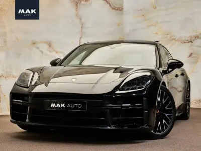 Gebraucht Porsche Panamera 544 PS (400 kW) 2024 Schwarz Kleinwagen