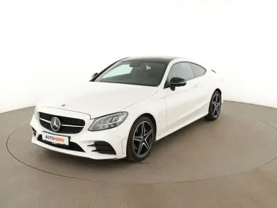 Gebraucht Mercedes C180 AMG line 170 PS (125 kW) 2023 Weiß Coupé
