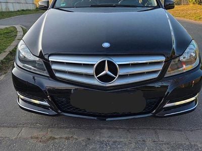 Gebraucht Mercedes C180 Avantgarde 156 PS (114 kW) 2012 Schwarz Limousine