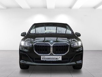 Gebraucht BMW 225 Active Tourer Sport Line 245 PS (180 kW) 2022 Grün Van / Kleinbus
