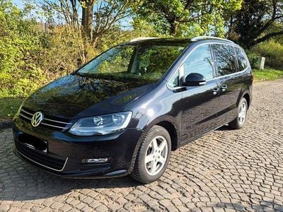 Second-hand VW Sharan Sound 150 CP (110 kW) 2017 Negru Monovolum