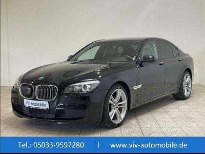 Gebraucht BMW 740 M Sport 306 PS (225 kW) 2012 Black sapphire metallic Limousine