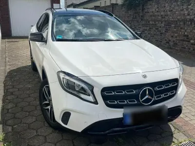 Gebraucht Mercedes GLA200 156 PS (114 kW) 2018 Weiß SUV