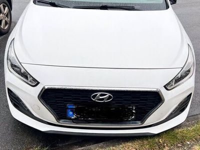 gebraucht Hyundai i30 newpassion 1.4 Sonderedition