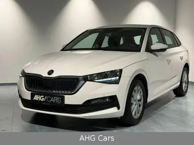 Gebraucht Skoda Scala Ambition 110 PS (80 kW) 2023 Weiß Kleinwagen