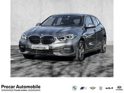 Skyscraper grau Gebraucht 2022 BMW 118 Advantage Kleinwagen | 23.890 € (Etwas zu teuer)